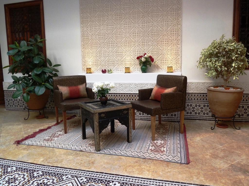 Riad Viva Marrakesh Bagian luar foto A Moroccan interior